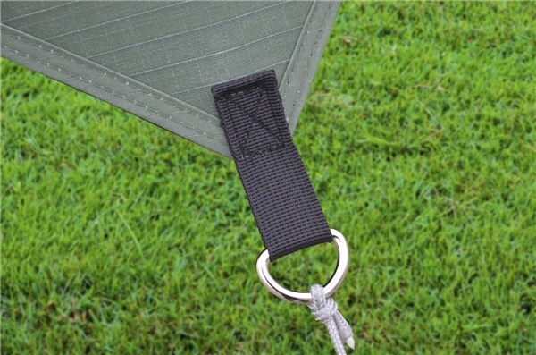 Rovin Double Person Deluxe Swag Offers Luxurious & Retreat in Great Outdoors