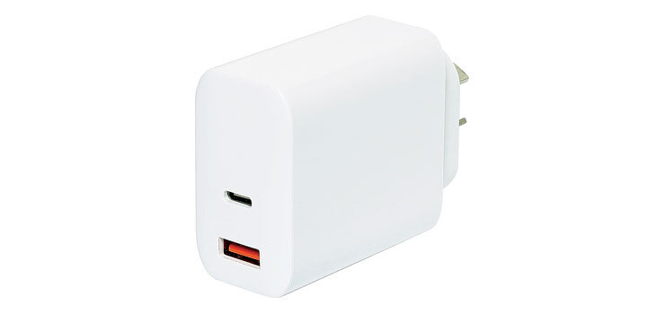 65W USB Powerful Charging Devices with Larger Capacity Batteries Travel Adaptors