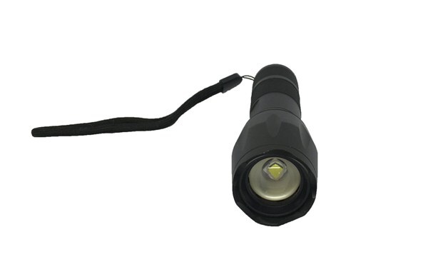 400 Lumen 8W Cree LED Torch  light weight aluminimum cool white Illumination